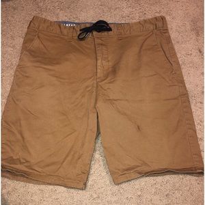 Men’s Bullhead Tan Shorts